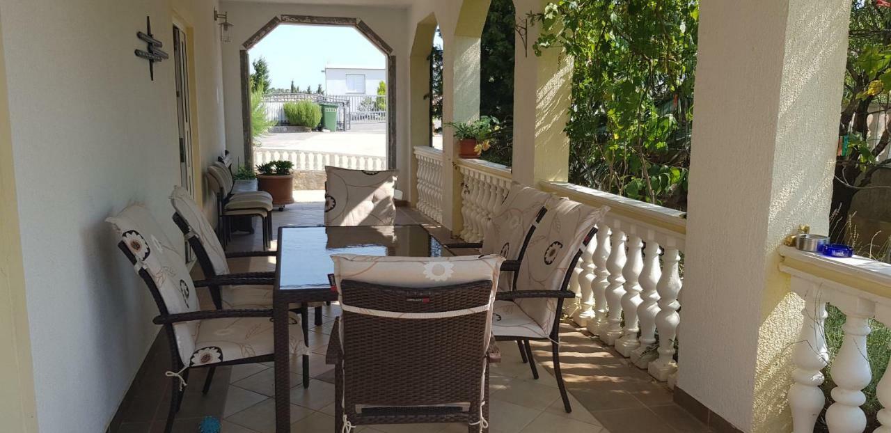 Apartmani Gabi Cesarica Exterior photo